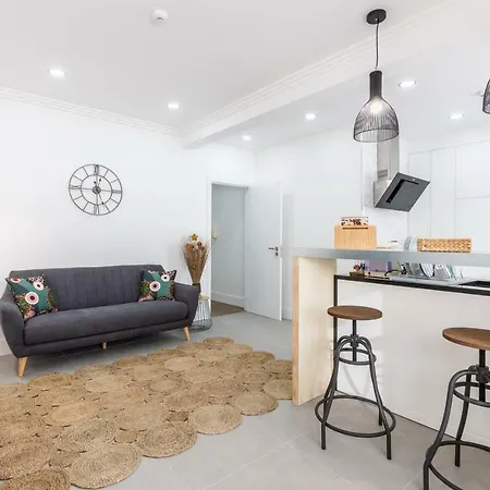 Ondjo Areeiro Flat 아파트 리스본