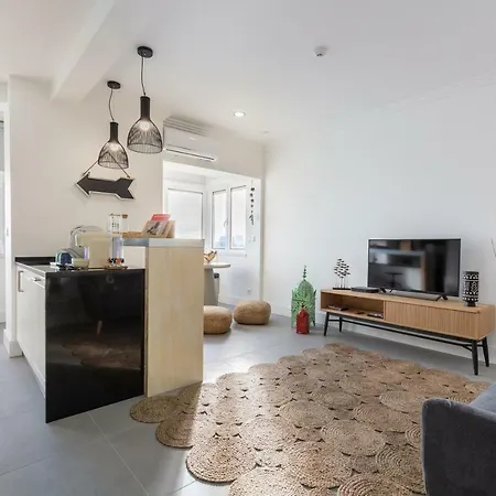 Ondjo Areeiro Flat